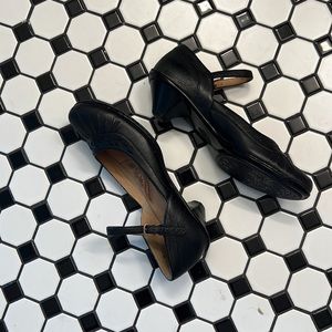 Sofft 8N leather dress MaryJane shoe